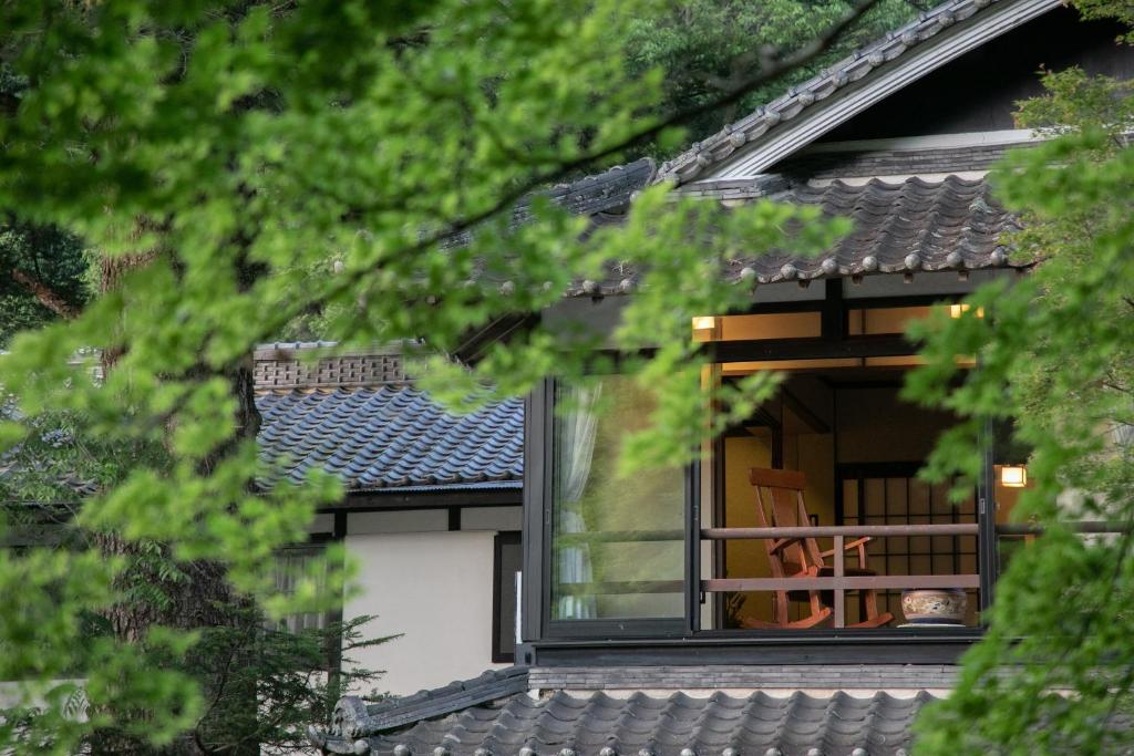 Budova, kde se ryokan nachází