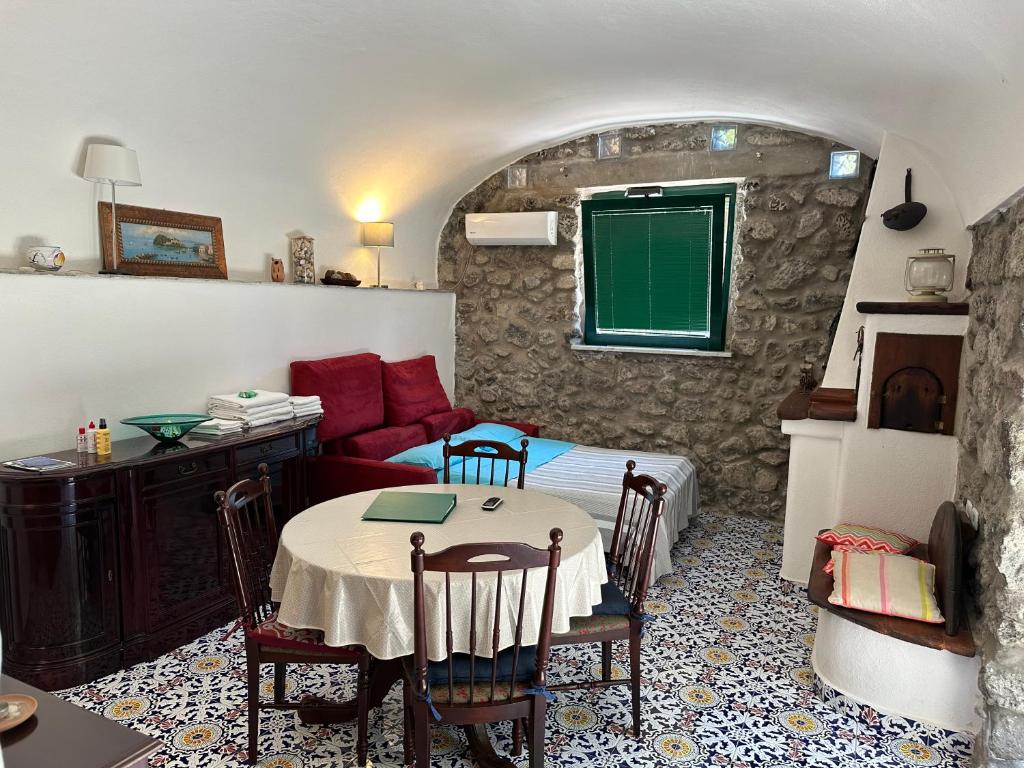 Villa Vincenzo Di Meglio - One-Bedroom House