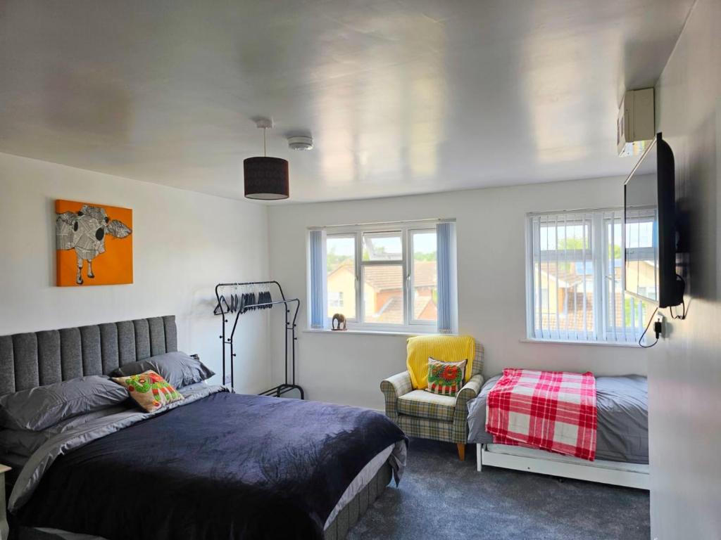 Modern comfortable quiet self contained apartments, Brackley Updated