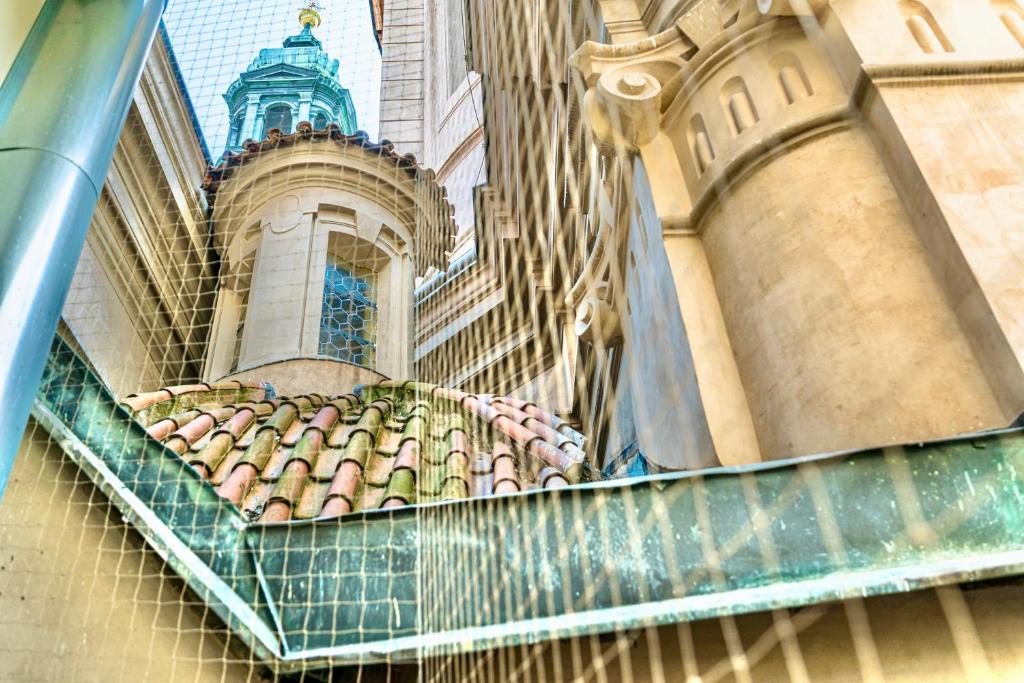 The Old Town Square & Parizska Apartments - 15