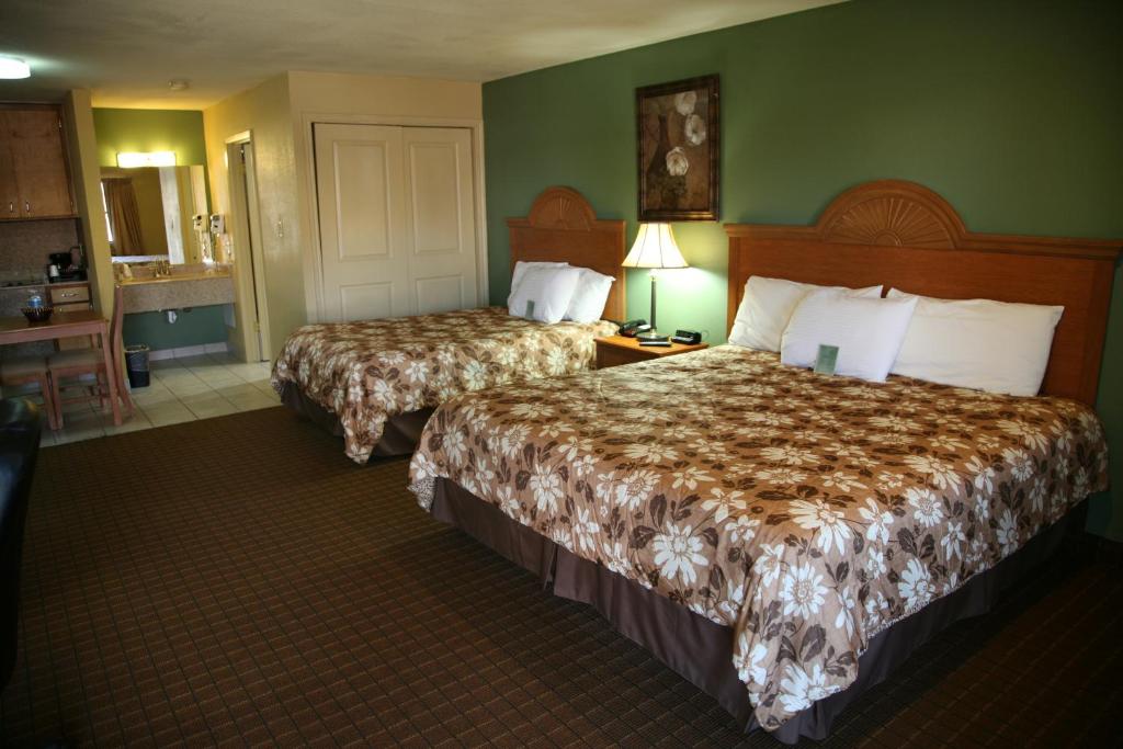 Coach Light Inn - King Suite - No Fumadores