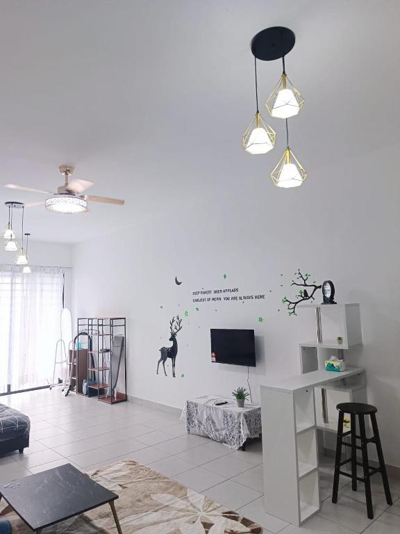 Televisyen dan/atau pusat hiburan di The netizen studio mrt cheras