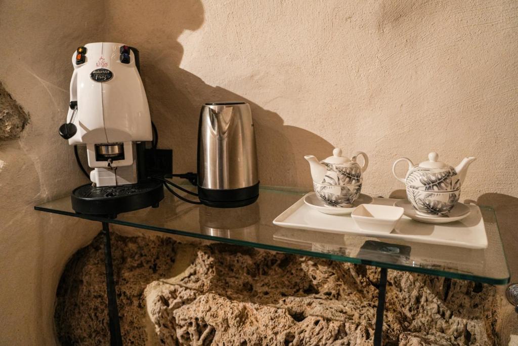 Príslušenstvo na prípravu kávy alebo čaju v ubytovaní Affittacamere La Piazzetta
