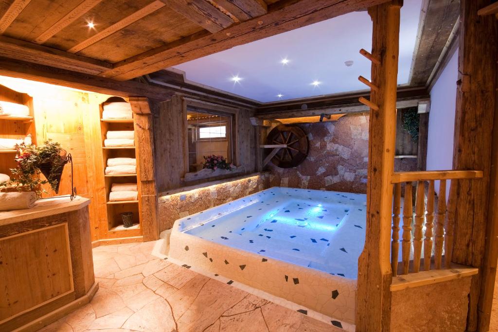 Fotografie z fotogalerie ubytování Wellness Hotel Dolomia v destinaci Soraga