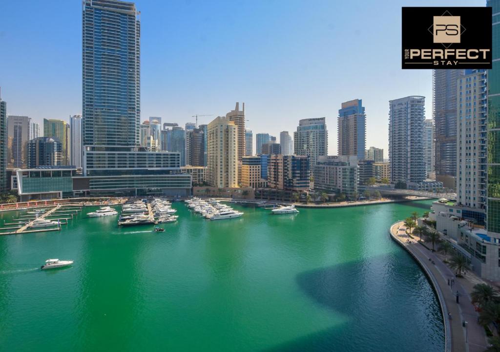 Waterfront Marina Promenade Premium By Your Perfect Short Lets Dubai With Luxury Balcony Fast WIFI POOL