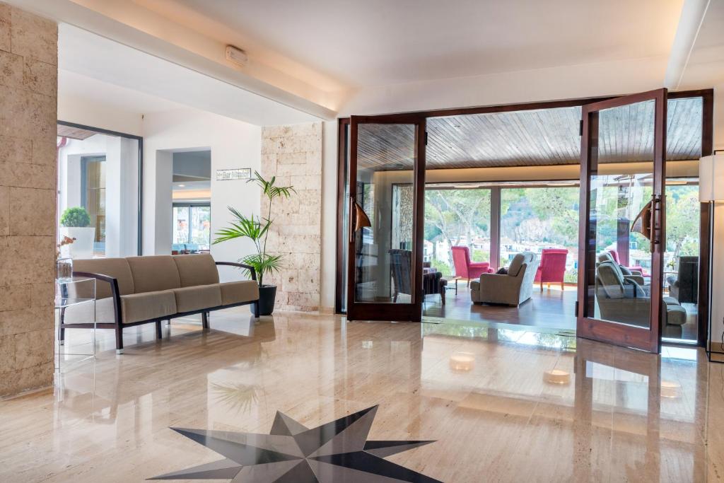 Posezení v ubytování Hotel Hostalillo by Escampa Hotels