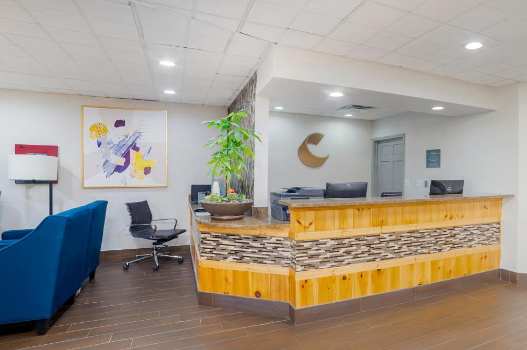 Comfort Inn Asheville Airport photo