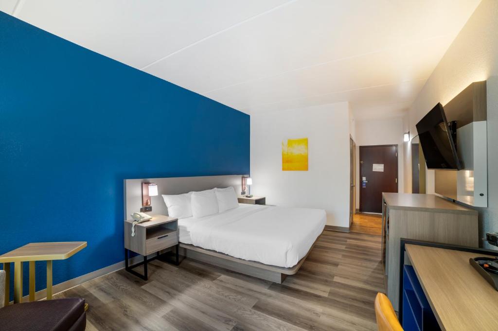 Comfort Inn Asheville Airport - Habitación Con Cama Extragrande - No Fumadores