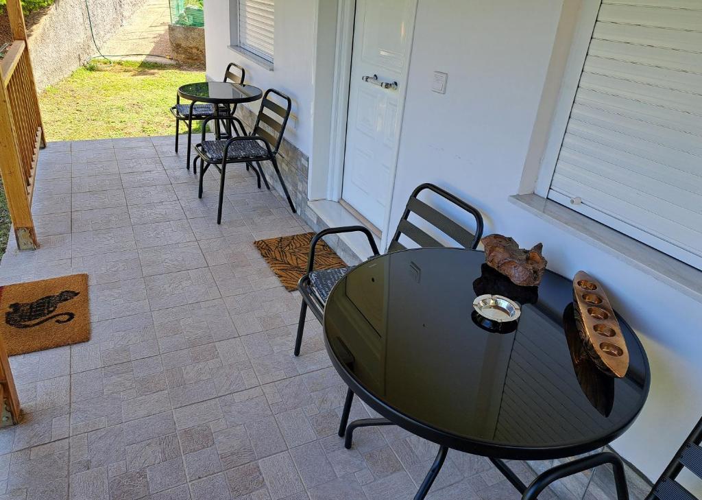 Balkón alebo terasa v ubytovaní Garden House-Free transfer from airport