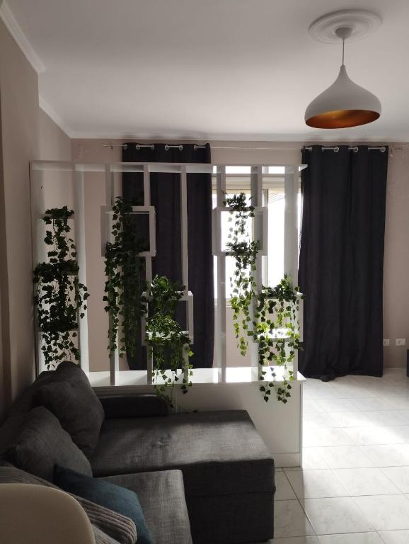 1+1 family flat with balcony - Imazhi 9