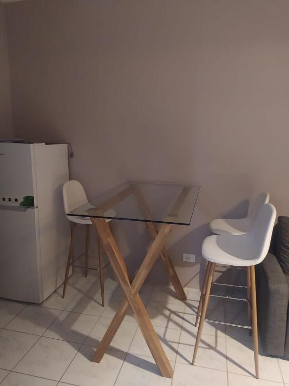 1+1 family flat with balcony - Imazhi 8