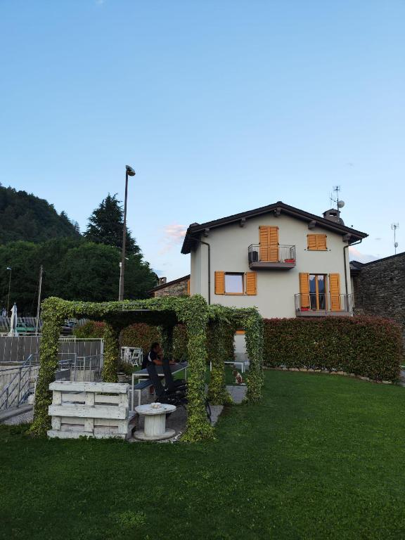 Zahrada ubytování Casa Vacanza Relax&Barbecue Sondrio