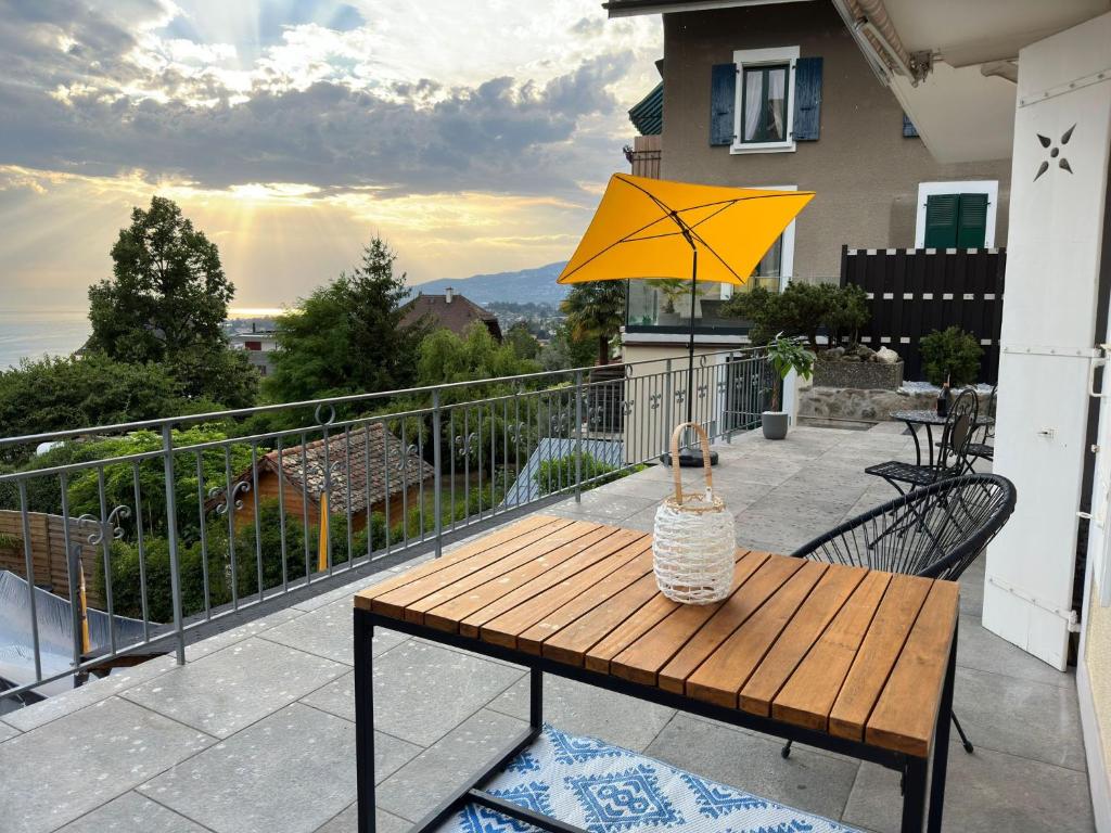 Balkón nebo terasa v ubytování Villa Montreux