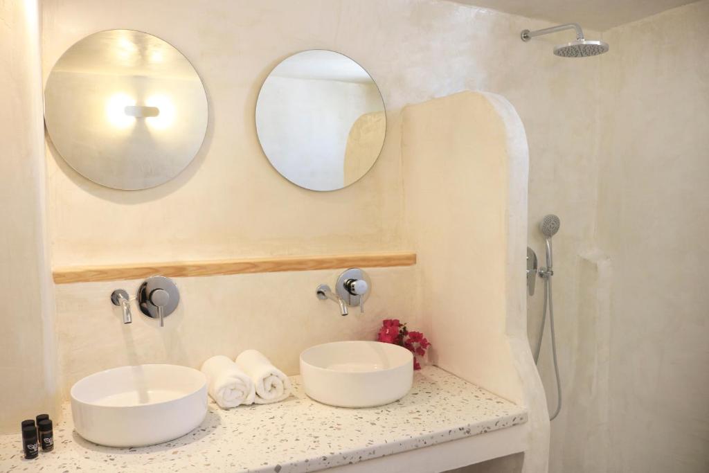 Bagno di Stoa Cave Villas