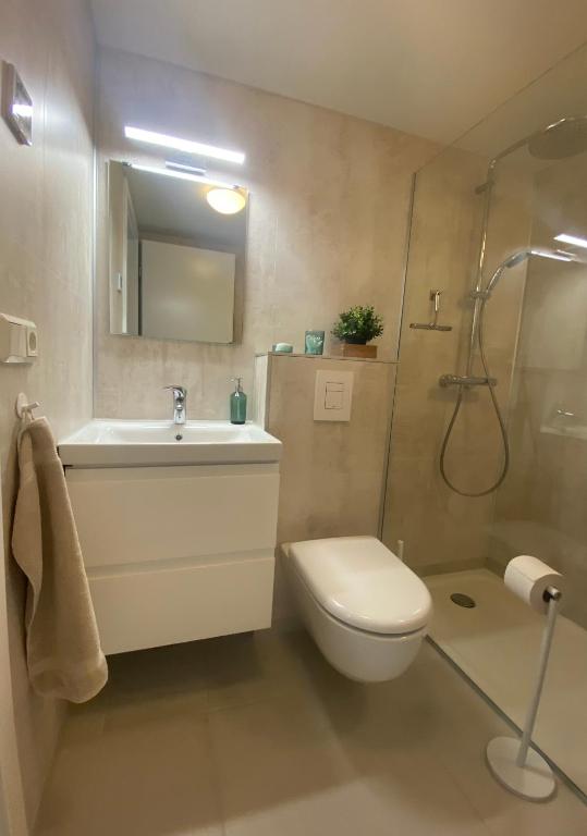 Koupelna v ubytování Vallakot Farm Guesthouse
