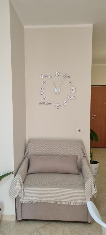 Liam's Apartment - Image 9