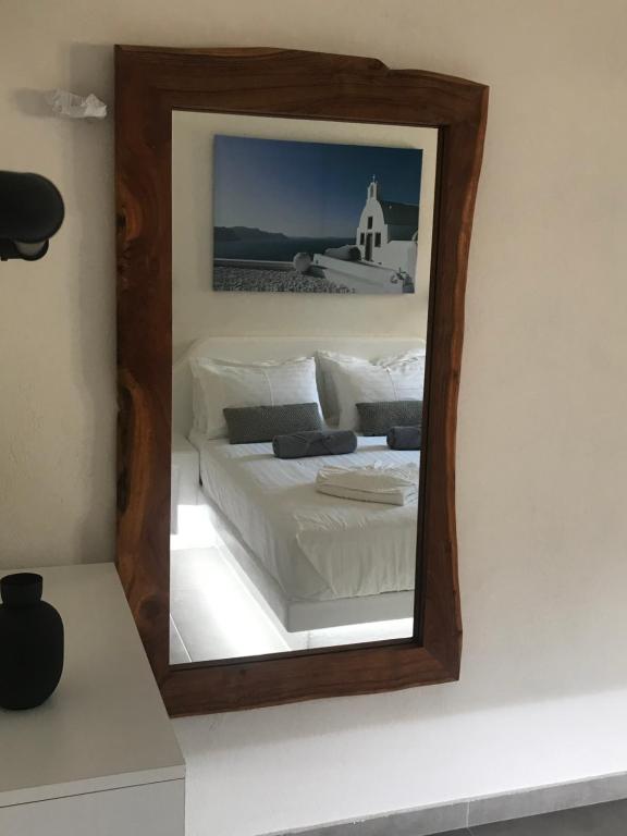 Foto sihtkohas Éxo Goniá asuva majutusasutuse Magma & Tefra galeriist