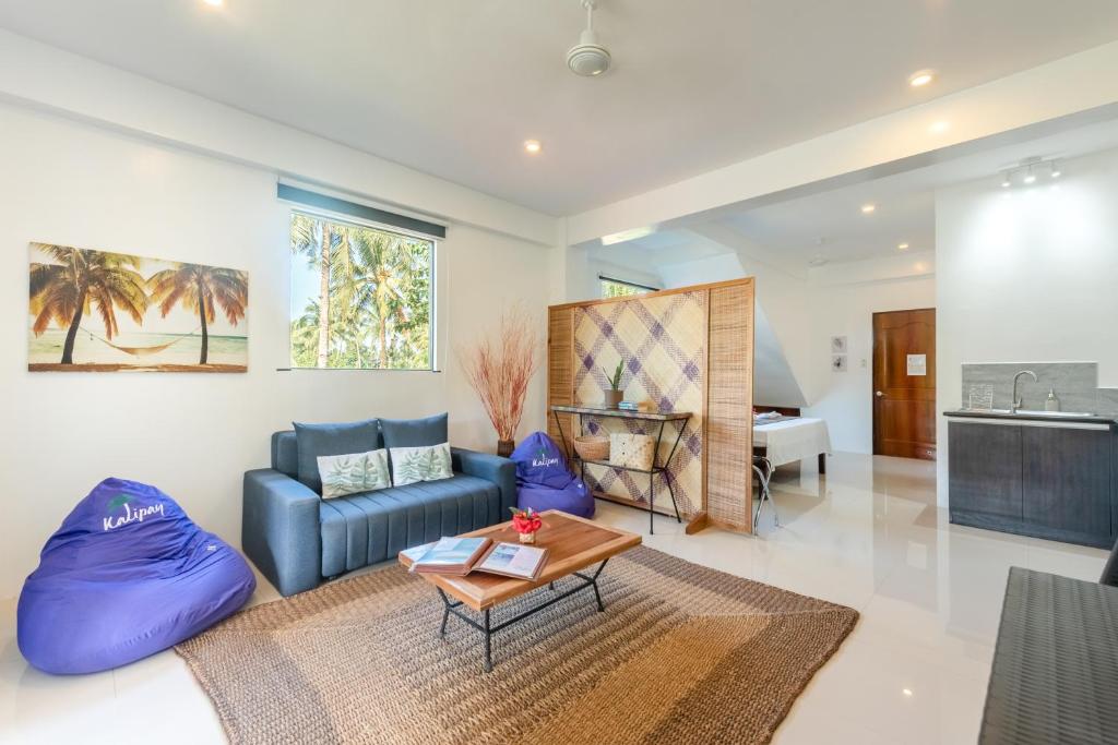 Posezení v ubytování Kalipay Resort Siargao