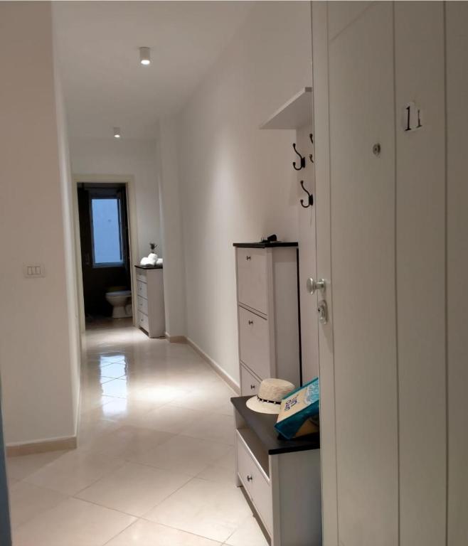 Fotografie z fotogalerie ubytování Alex's Condo v destinaci Lalëz