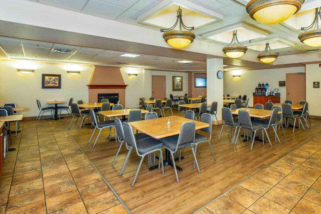 Restaurace v ubytování Comfort Inn & Suites