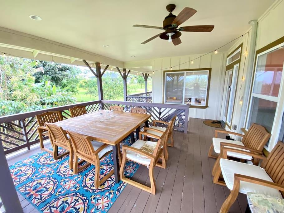 Fotografie z fotogalerie ubytování THE HONOMU HOUSE - Gorgeous, Spacious 4Bd2Ba Home near Waterfalls and Hilo, Sleeps 12! v destinaci Honomu