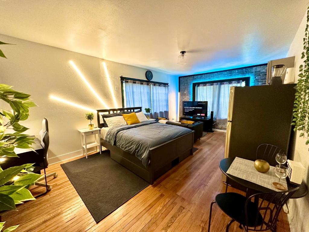 McKinley Beach Sunrise Studio Pet Friendly, Milwaukee (aktualisierte