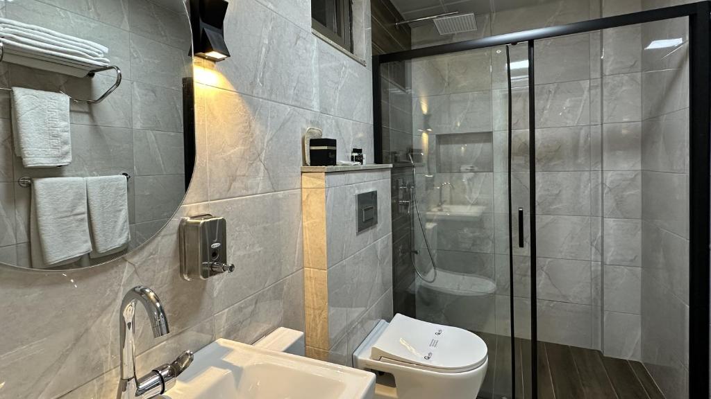 Quality Gold Suite Hotel - 4