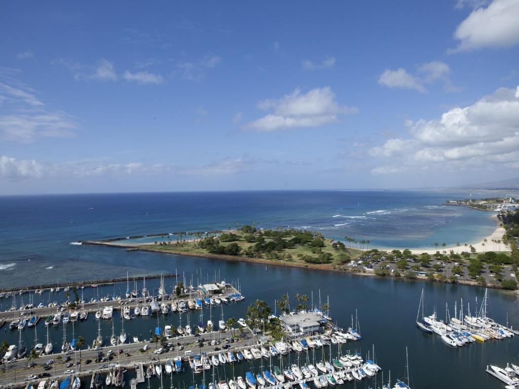 Prince Waikiki photo 4