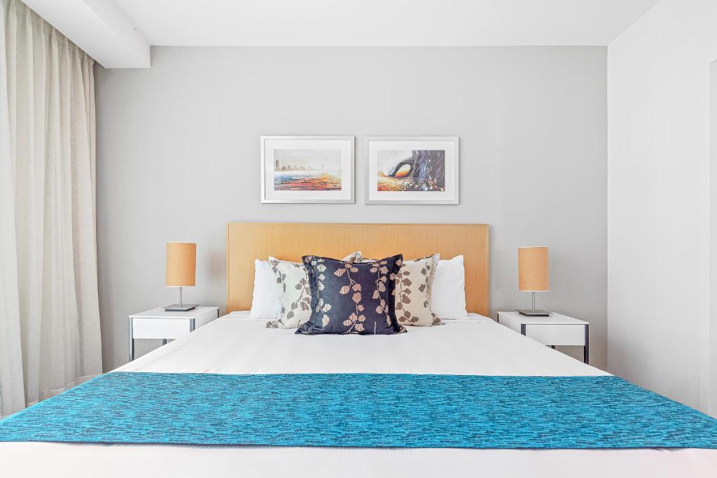 Holiday Holiday H-Residences Apartments - Two-Bedroom, Two Bathroom Level 27 Ocean View