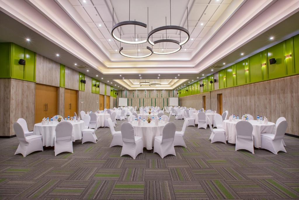 Restaurace v ubytování RV Hotel Gianyar