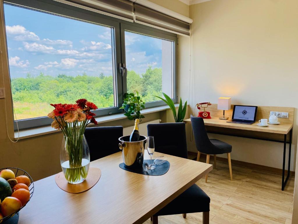 Hotel CONRAD Comfort - Resim 6