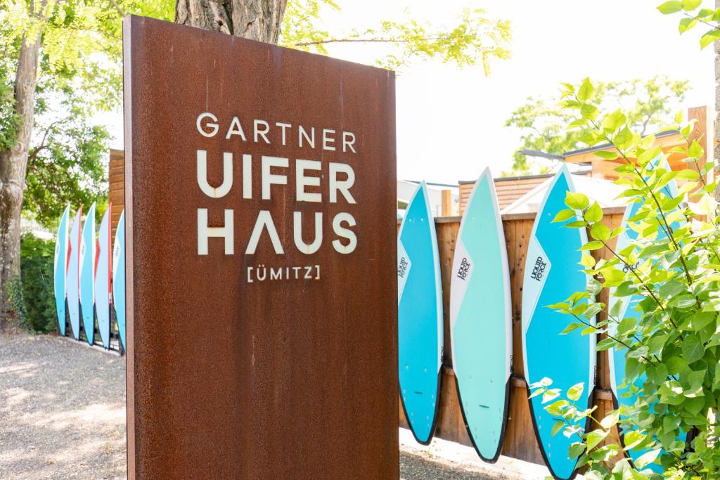 Certifikát, ocenenie alebo iný dokument vystavený v ubytovaní Uiferhäuser
