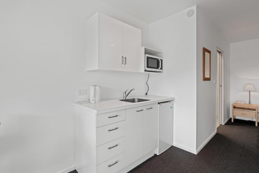 Sounds Studio - Picton Downstairs Unit - Resim 12