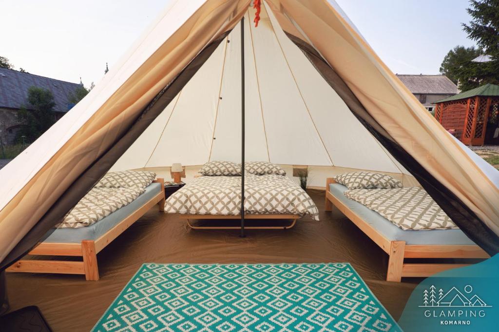 Fotografie z fotogalerie ubytování Glamping Komarno v destinaci Jelení Hora