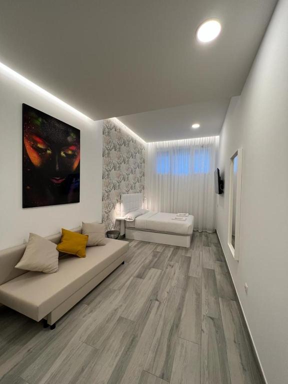 CH TANEZ CAROLINA a - Resim 10