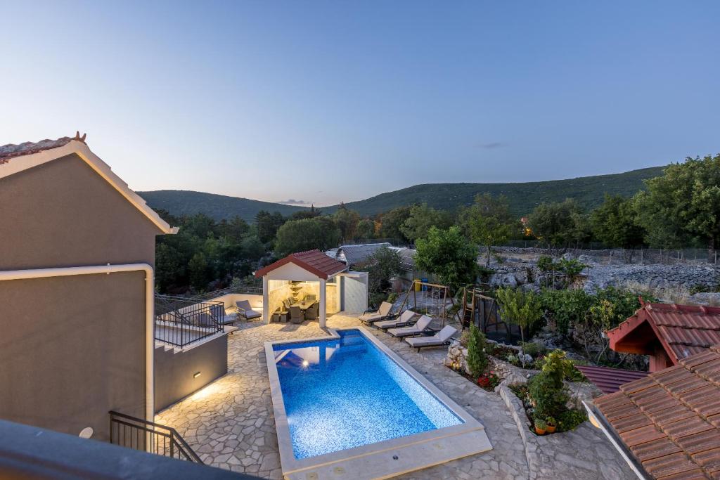Πισίνα στο ή κοντά στο Holiday home Luka