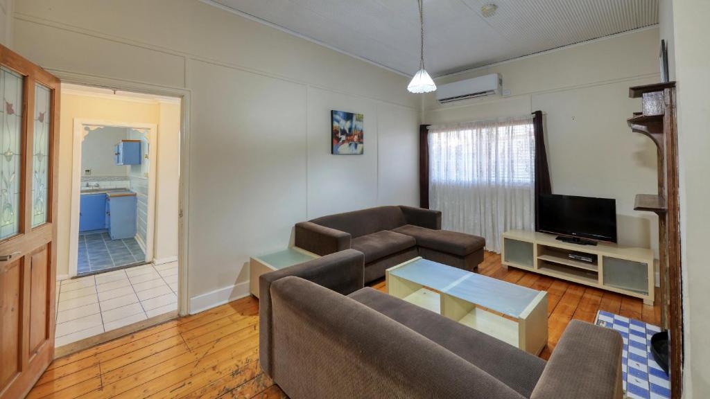 Charles Rasp Motor Inn & Cottages, Broken Hill (updated prices 2025)