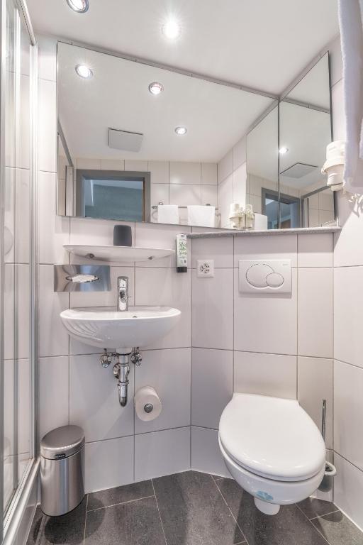 Koupelna v ubytování flexymotel Schönenwerd