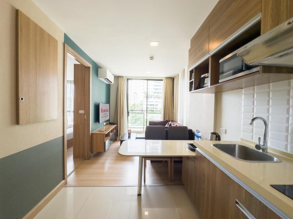 Ramada Ekamai - Resim 45