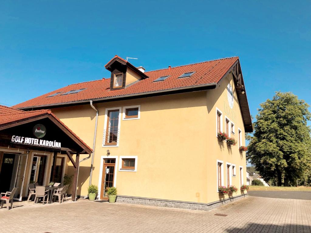 Budova, kde se hotel nachází