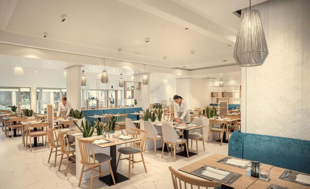Ресторан / где поесть в Valamar Tirena Hotel