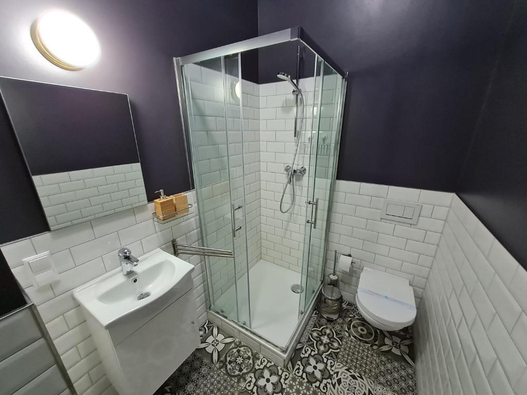 Aparthotel Lenau - Resim 9