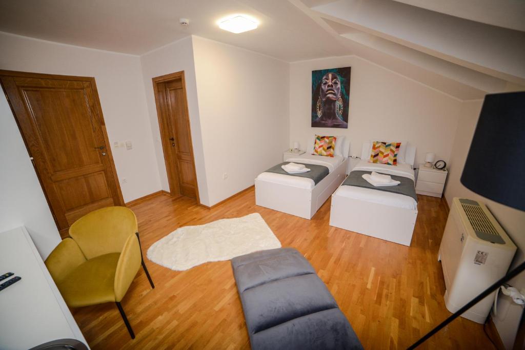 Mini Hotel RiverLux Apartments - Deluxe Twin Room