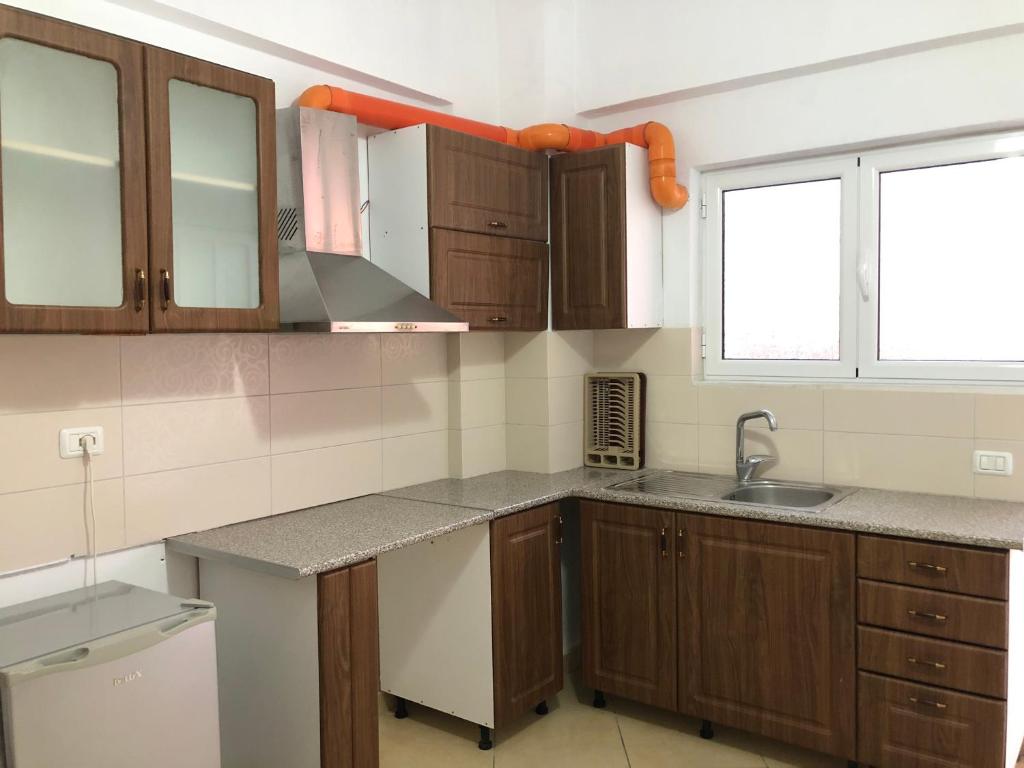 Center Hotel Pirro - Imazhi 3