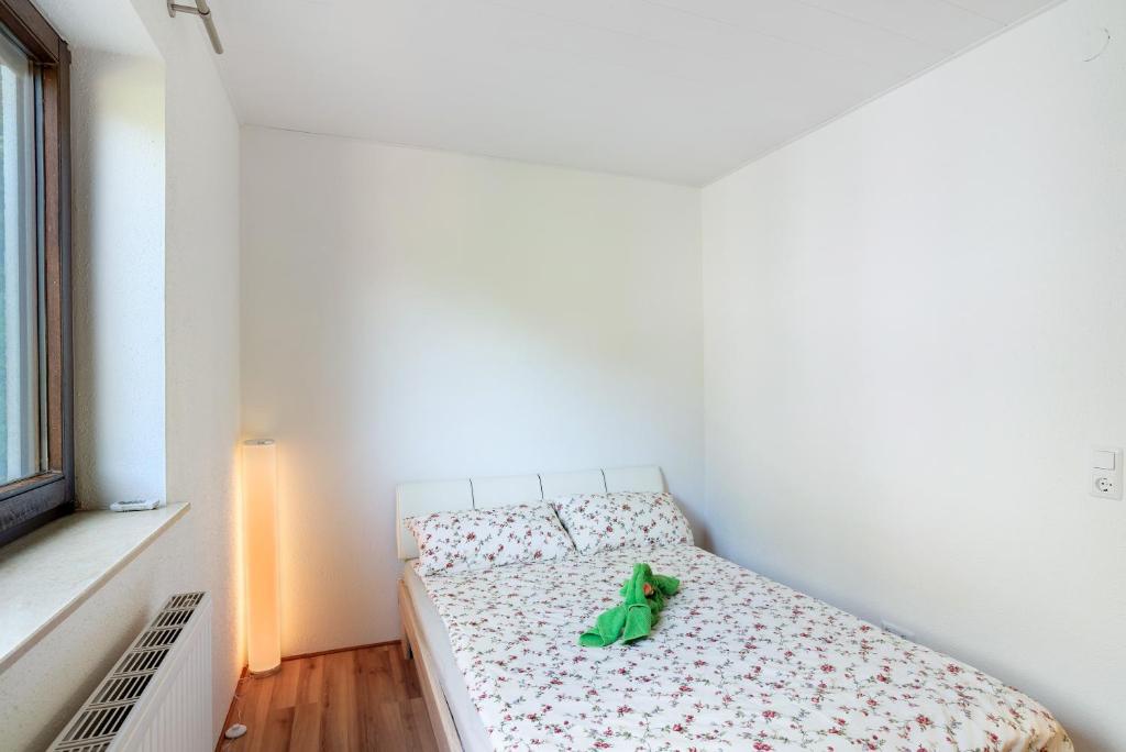 Postel nebo postele na pokoji v ubytování Haus Erika Ferienwohnung 1