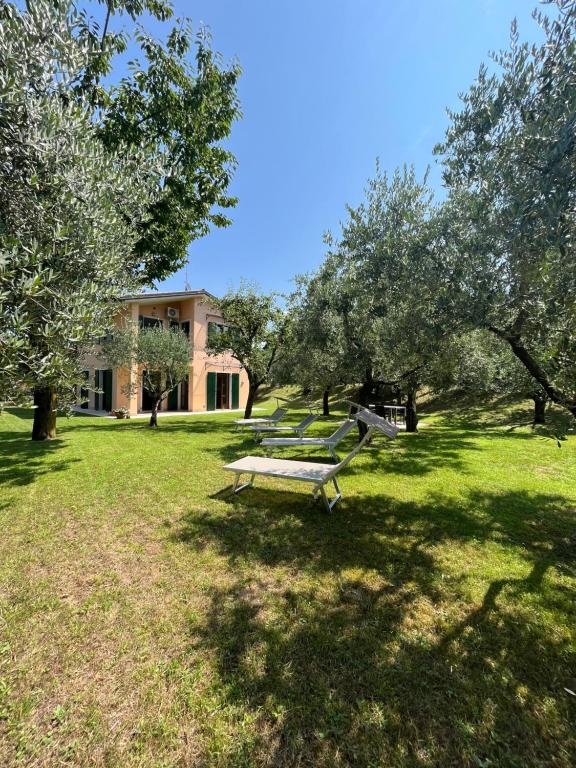 Κήπος έξω από το Casa Alessandra
