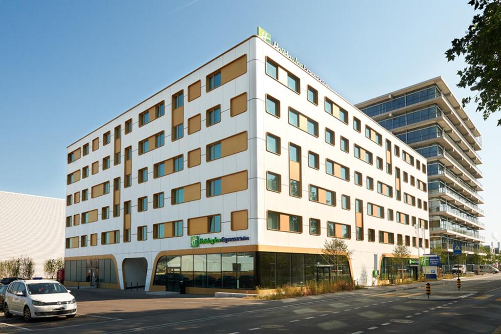 Holiday Inn Express & Suites - Basel - Allschwil by IHG - Resim 6