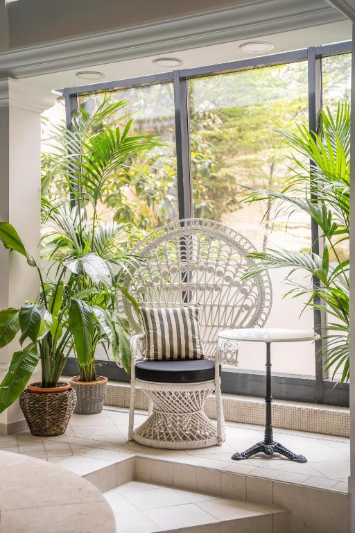 Queen's Court Hotel & Residence - Resim 16