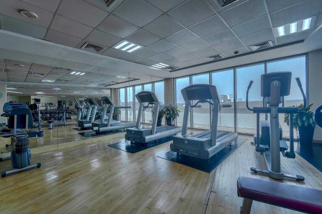 Fitness centrum a/nebo fitness zařízení v ubytování Icon Delux Hotel Apartments Al Barsha - Formerly Abidos