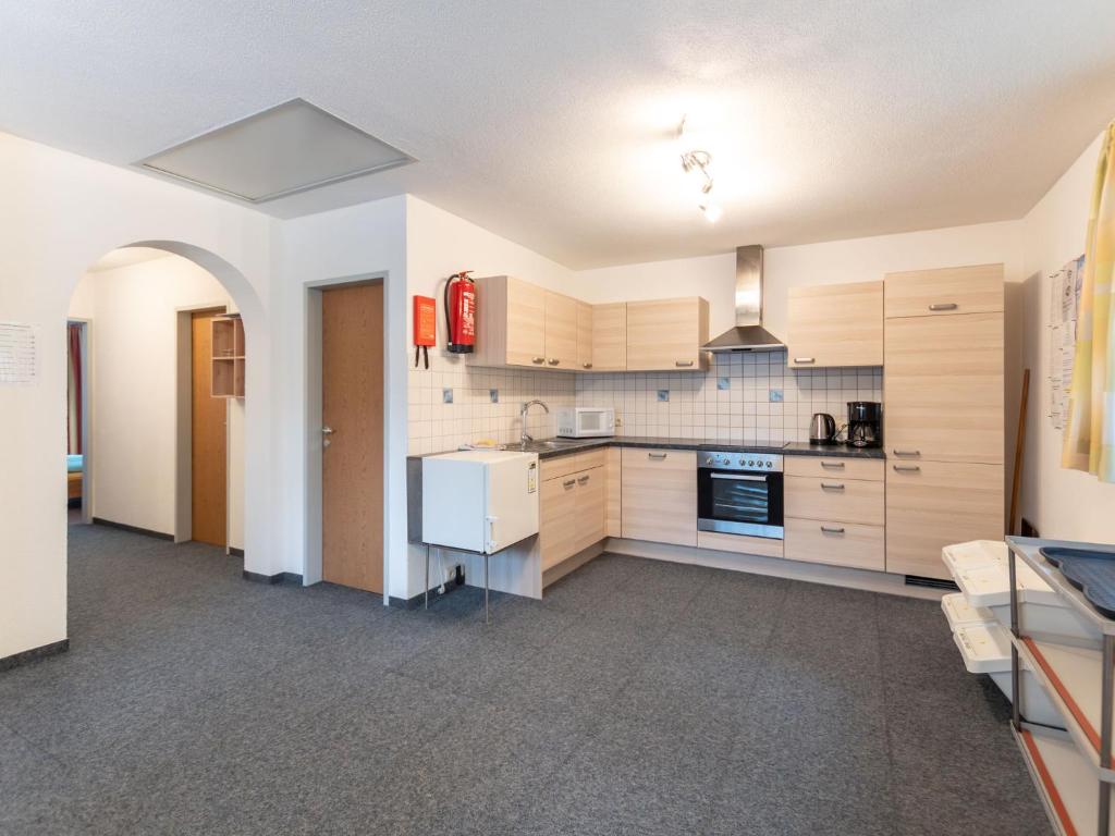 Kuchyňa alebo kuchynka v ubytovaní Apartment Al Vietta-4 by Interhome